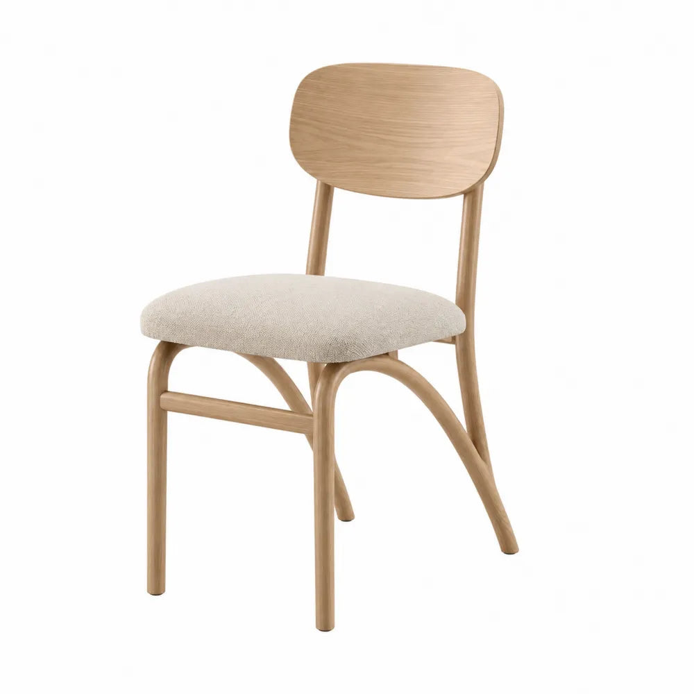 Silla de madera con asiento de poliéster crema